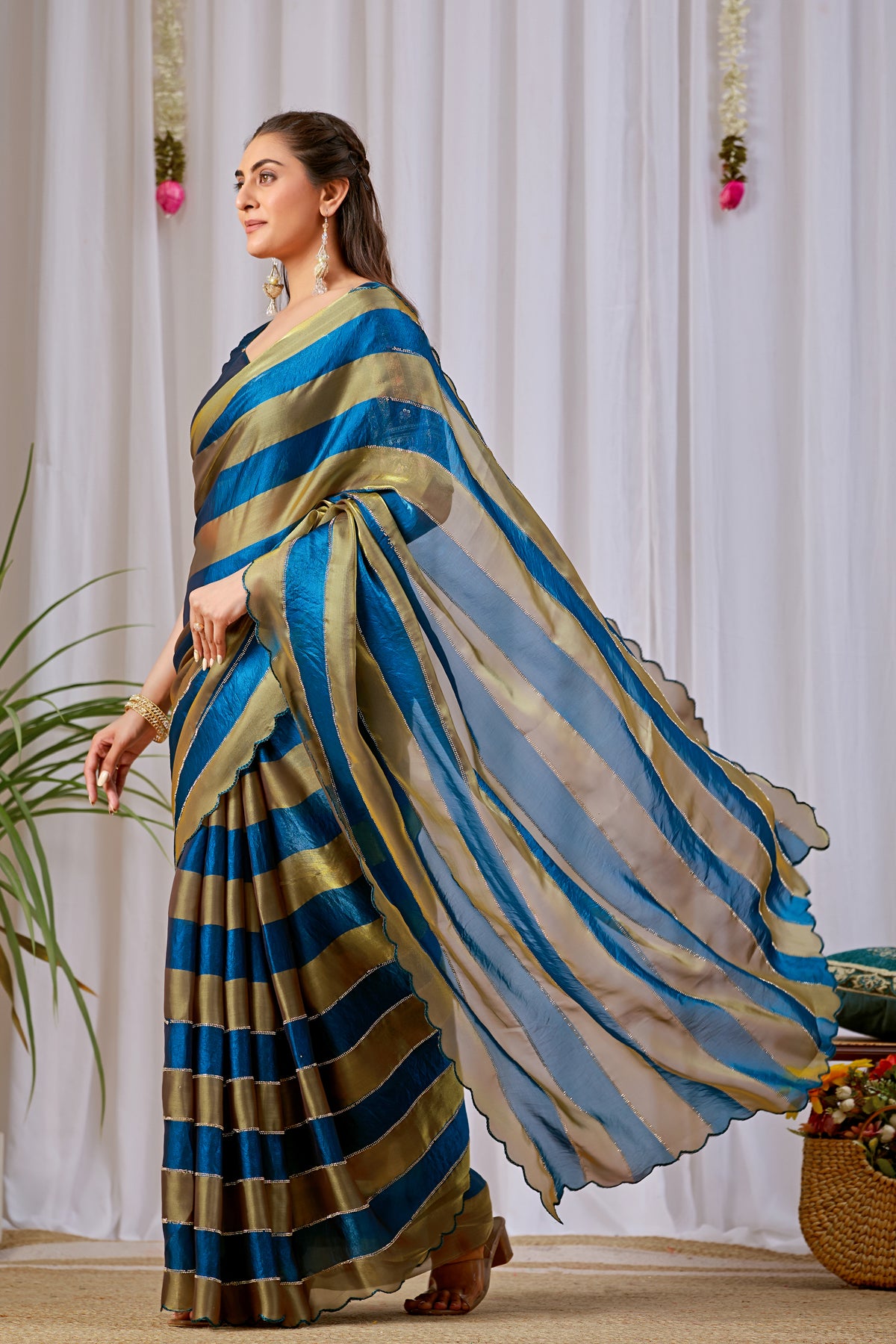 NAYANTARA Satin Embellished Embroidered Saree - Mor Peach