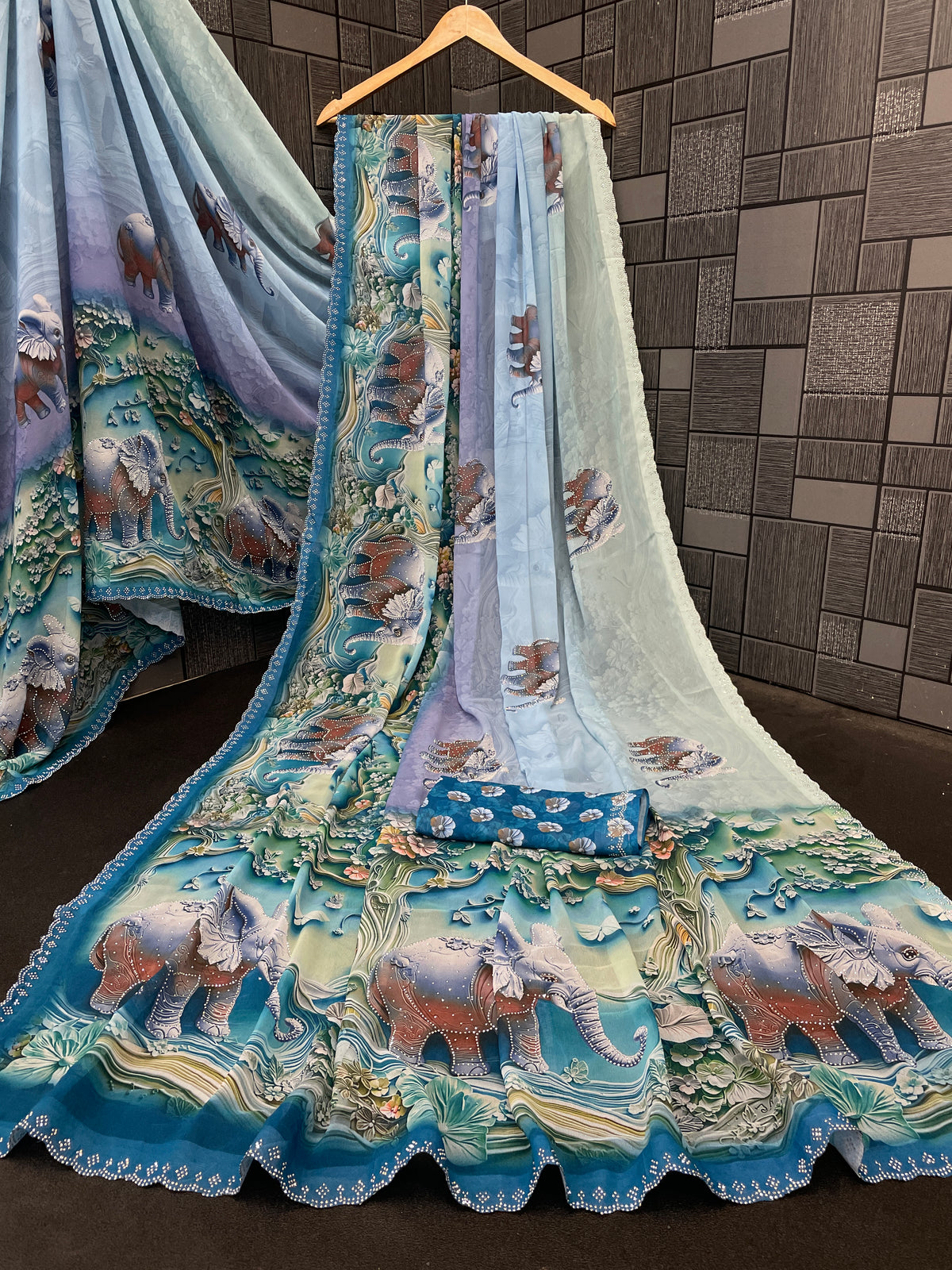 NIRALI Georgette Digital Floral Printed Saree - Mor Peach