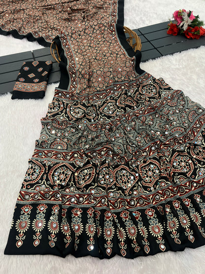 AZRAK Mirror Ajrakh Print Crepe Saree - Black III