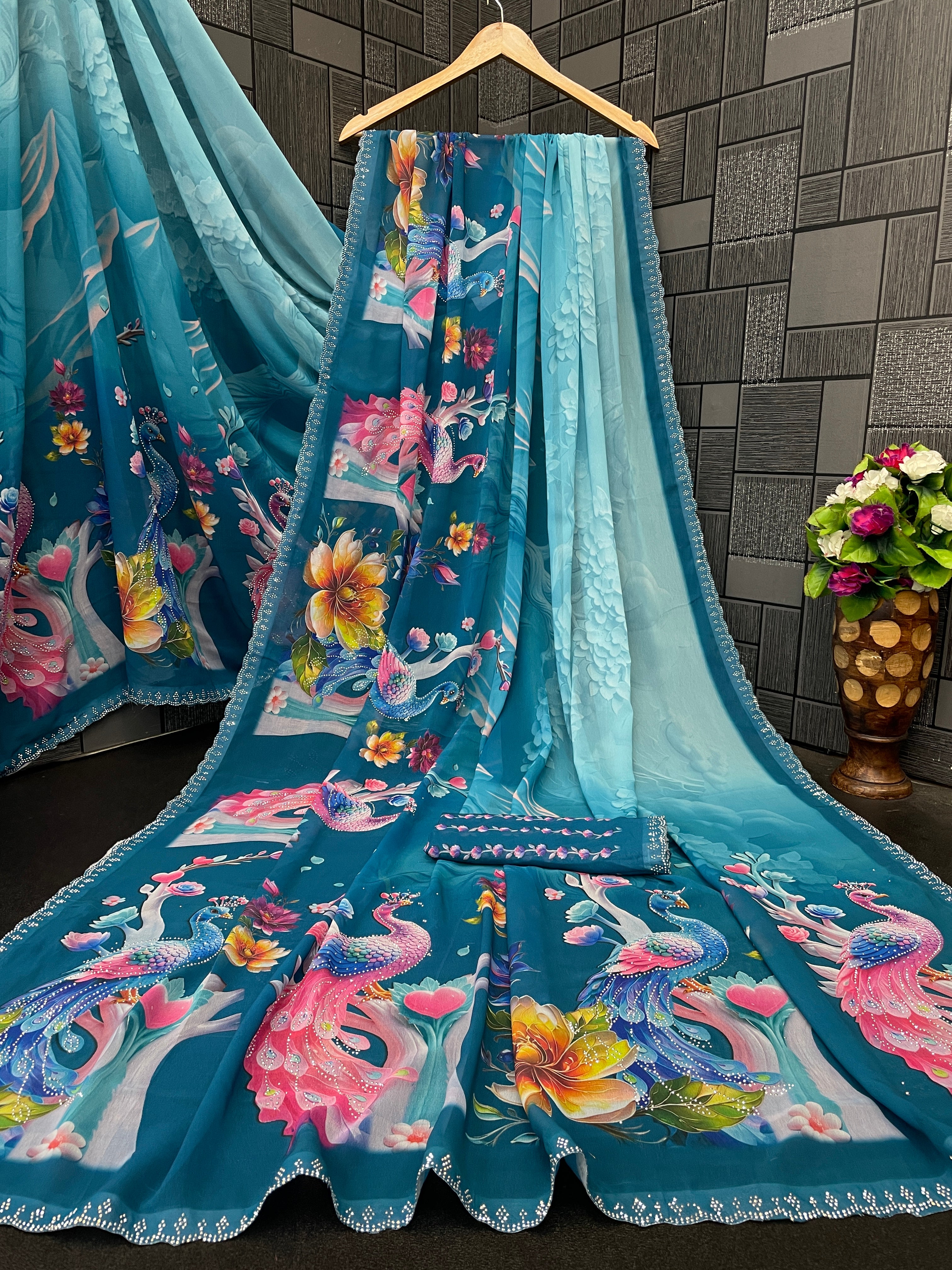KHUSHI Georgette Digital Floral Printed Saree - Mor Peach