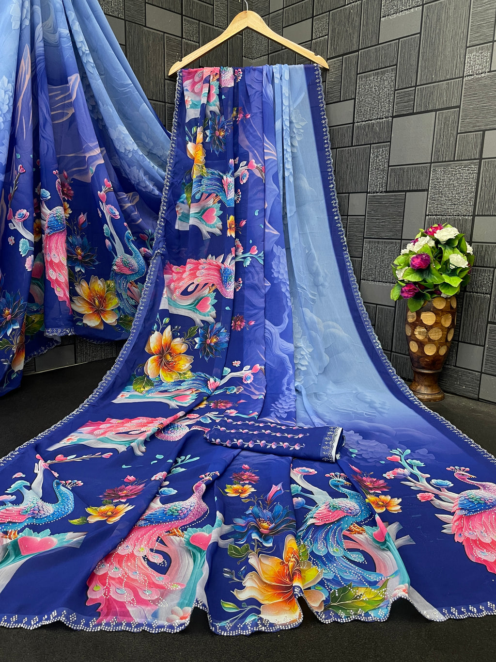 KHUSHI Georgette Digital Floral Printed Saree - Navy Blue