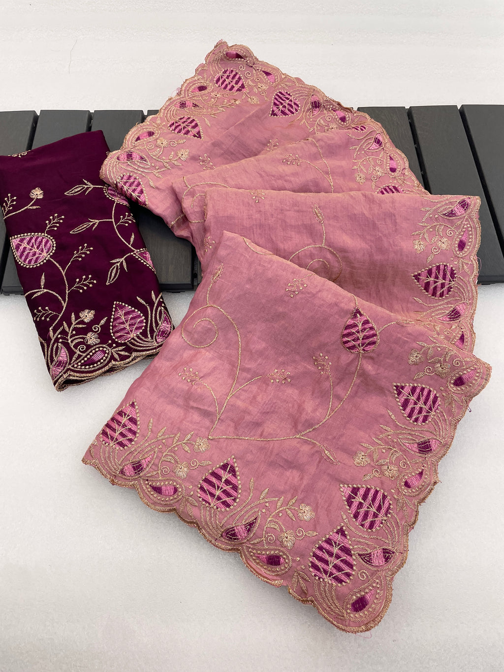 MASHUKA Satin Embellished Embroidered Floral Print Saree - Light Pink