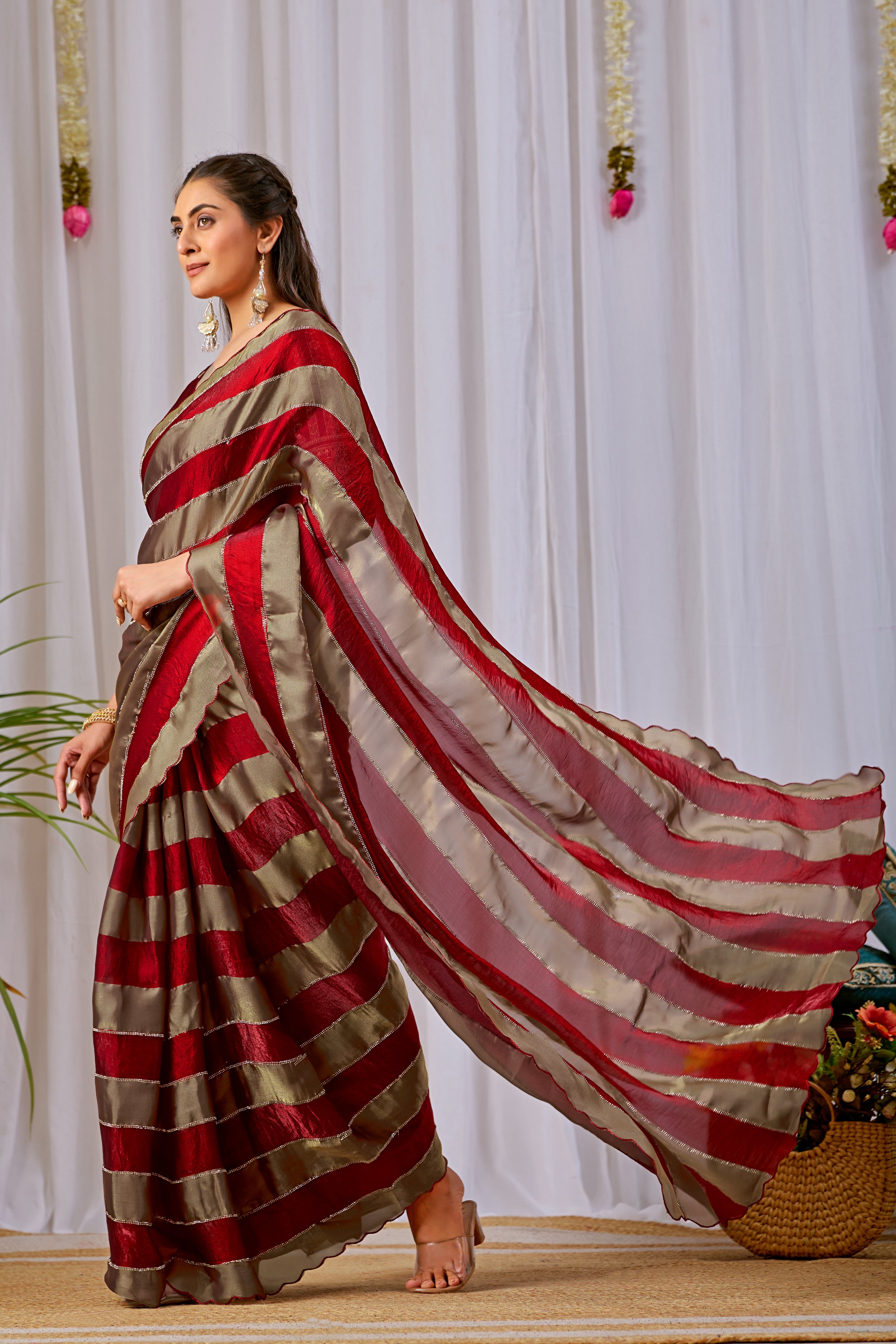 NAYANTARA Satin Embellished Embroidered Saree - Maroon