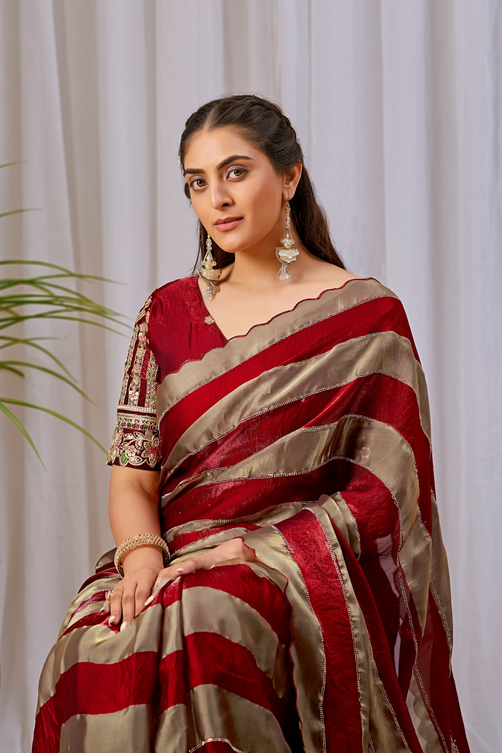 NAYANTARA Satin Embellished Embroidered Saree - Maroon