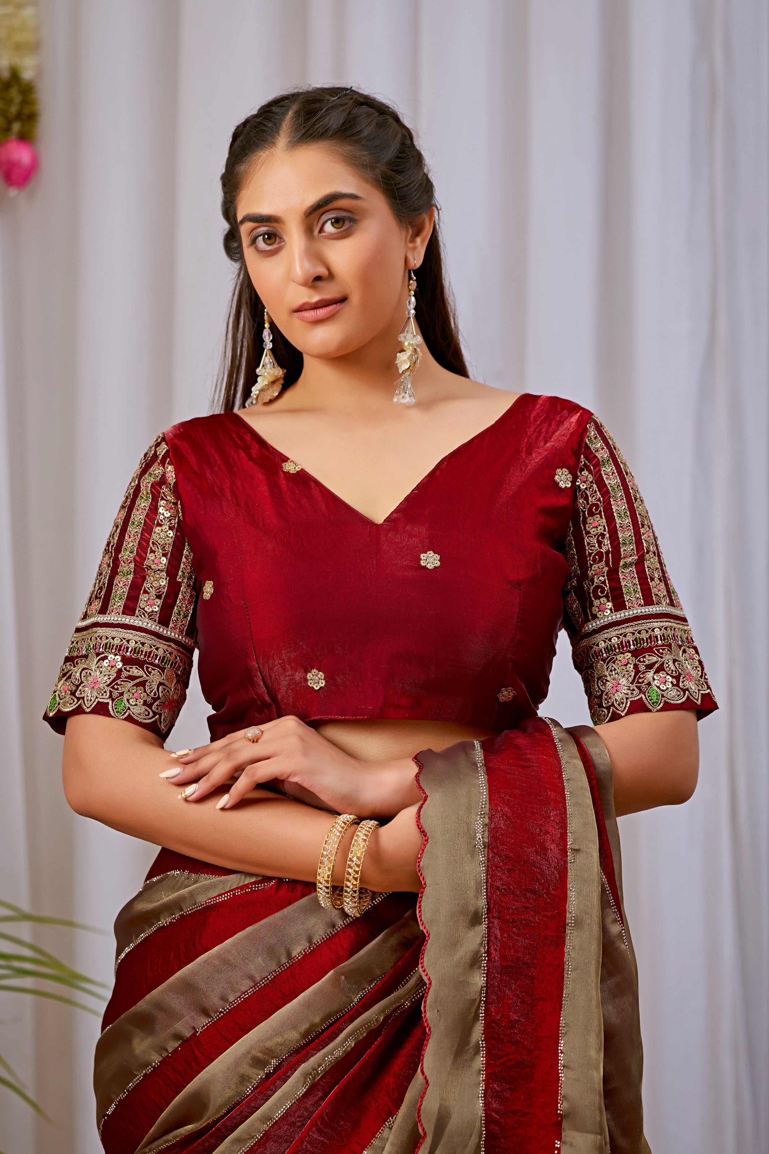 NAYANTARA Satin Embellished Embroidered Saree - Maroon