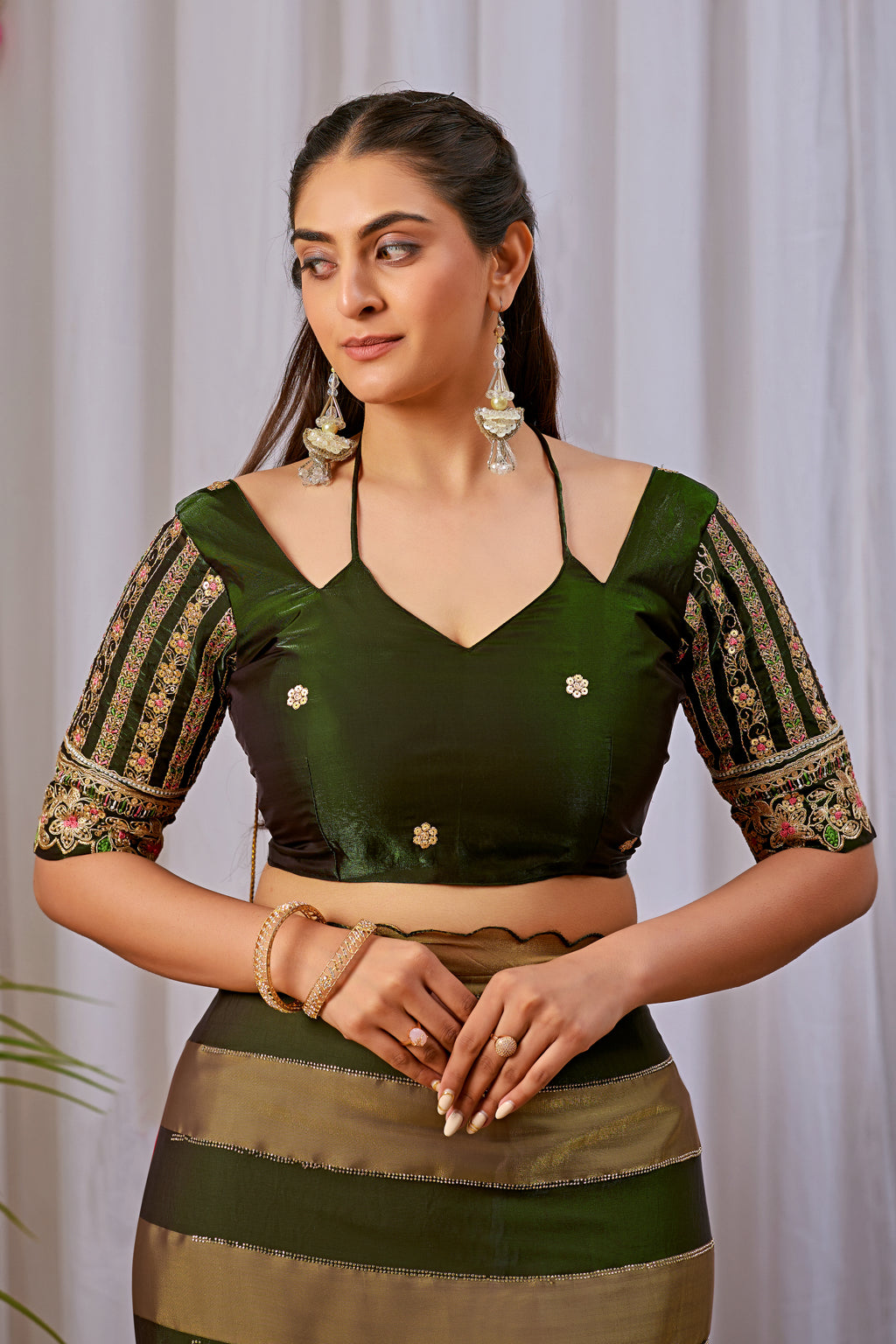 NAYANTARA Satin Embellished Embroidered Saree - Mehandi