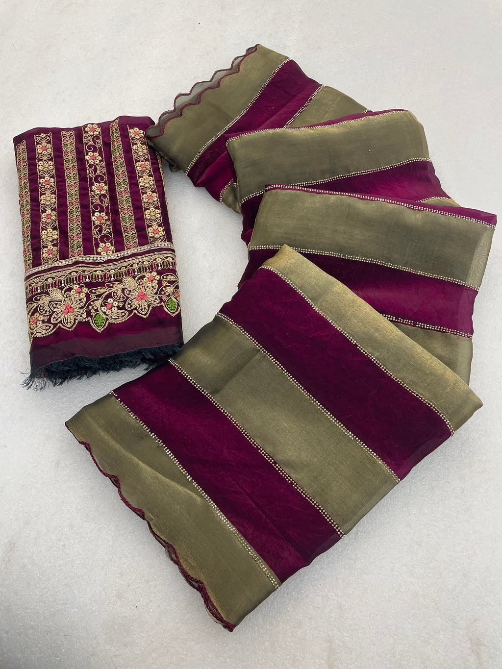 NAYANTARA Satin Embellished Embroidered Saree - Wine