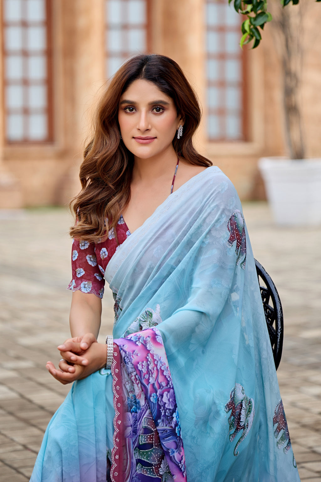 NIRALI Georgette Digital Floral Printed Saree - Maroon
