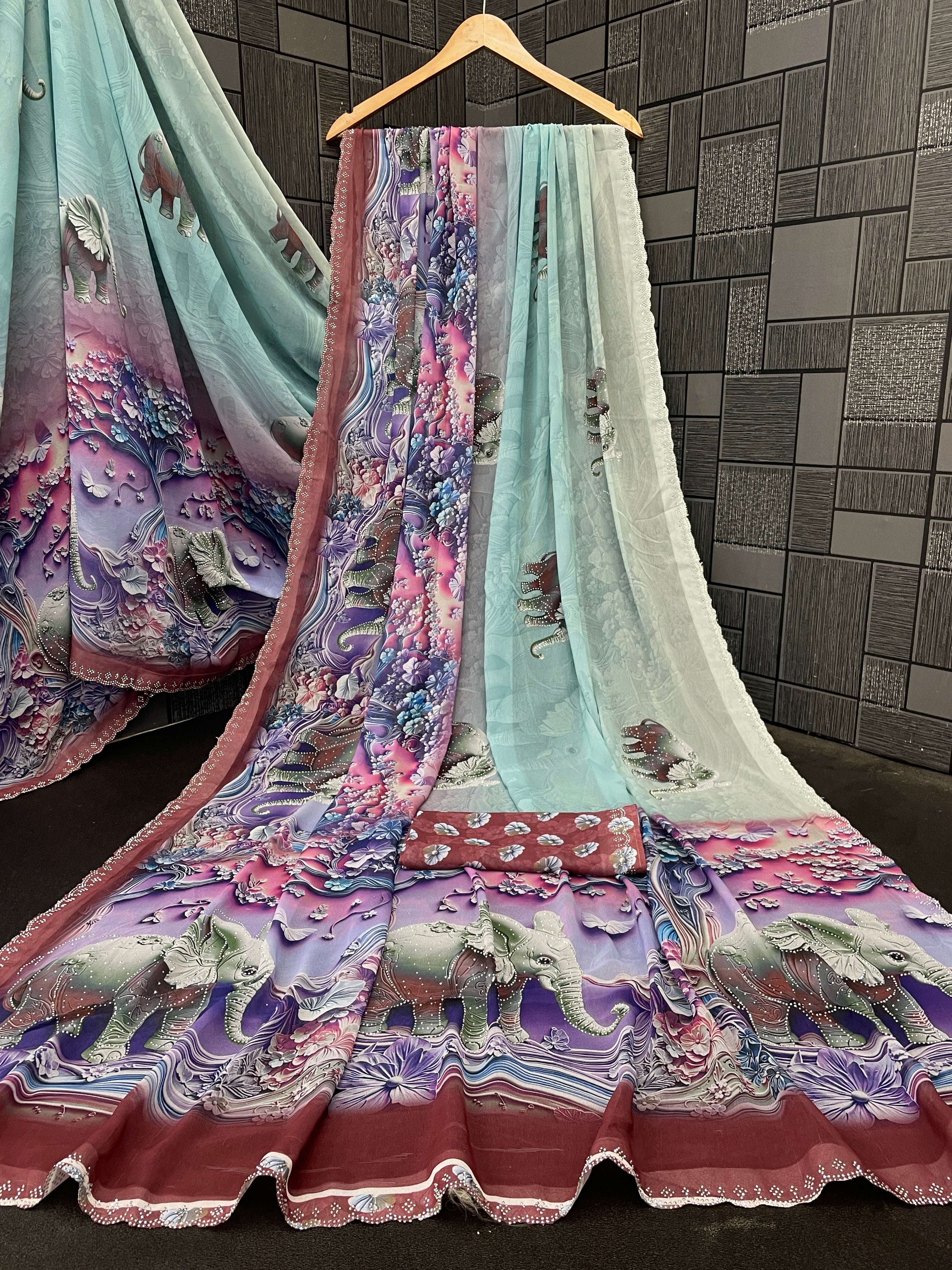 NIRALI Georgette Digital Floral Printed Saree - Maroon