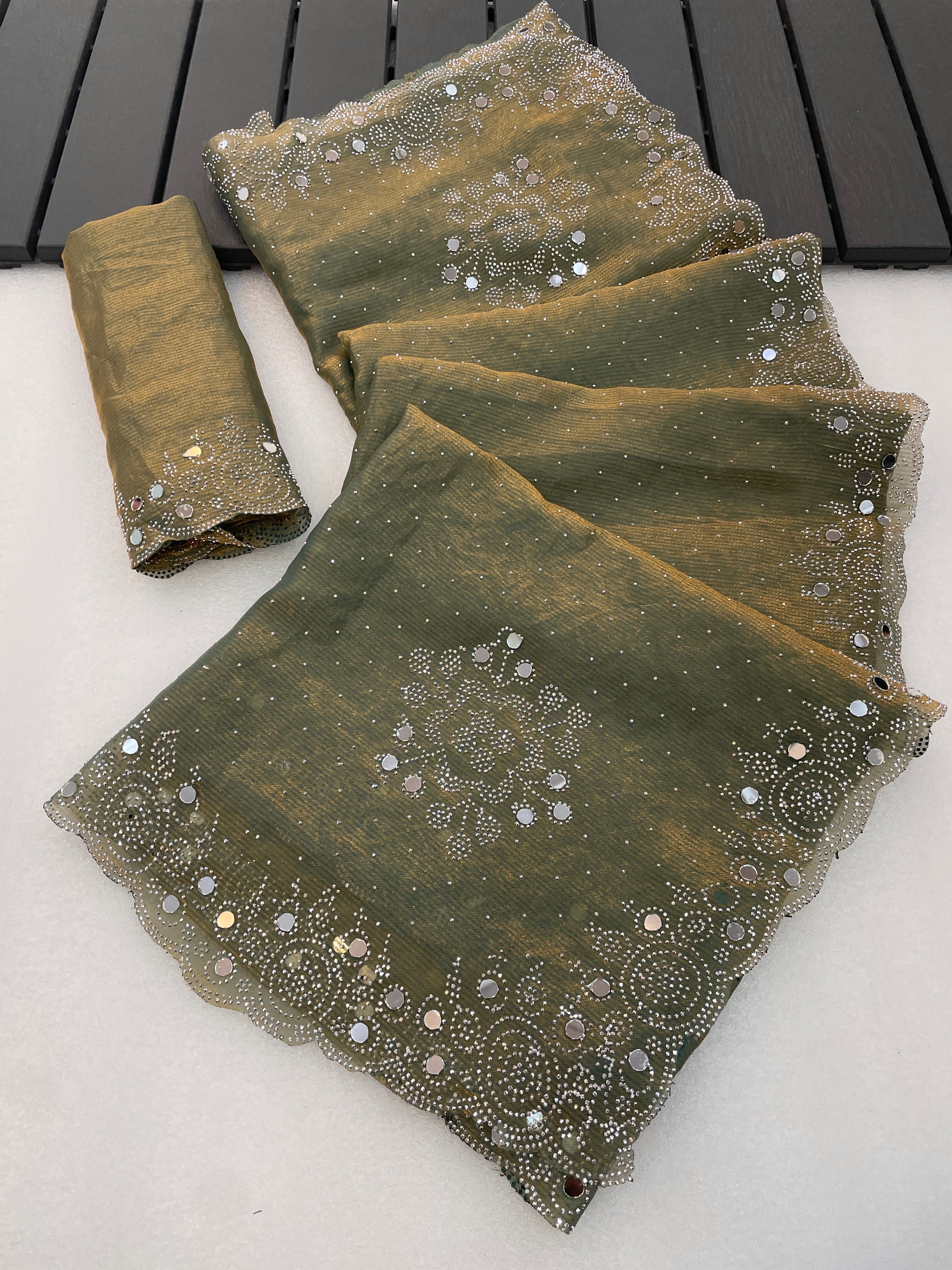 SHLOKA Chiffon Mirror Work Saree - Light Mehendi